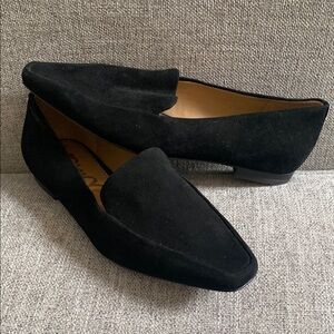 Chic Black Suede Loafers